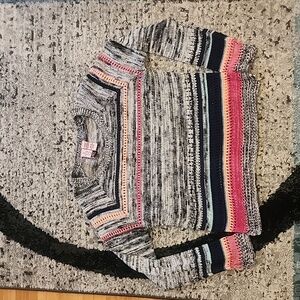 Pullover crew sweater